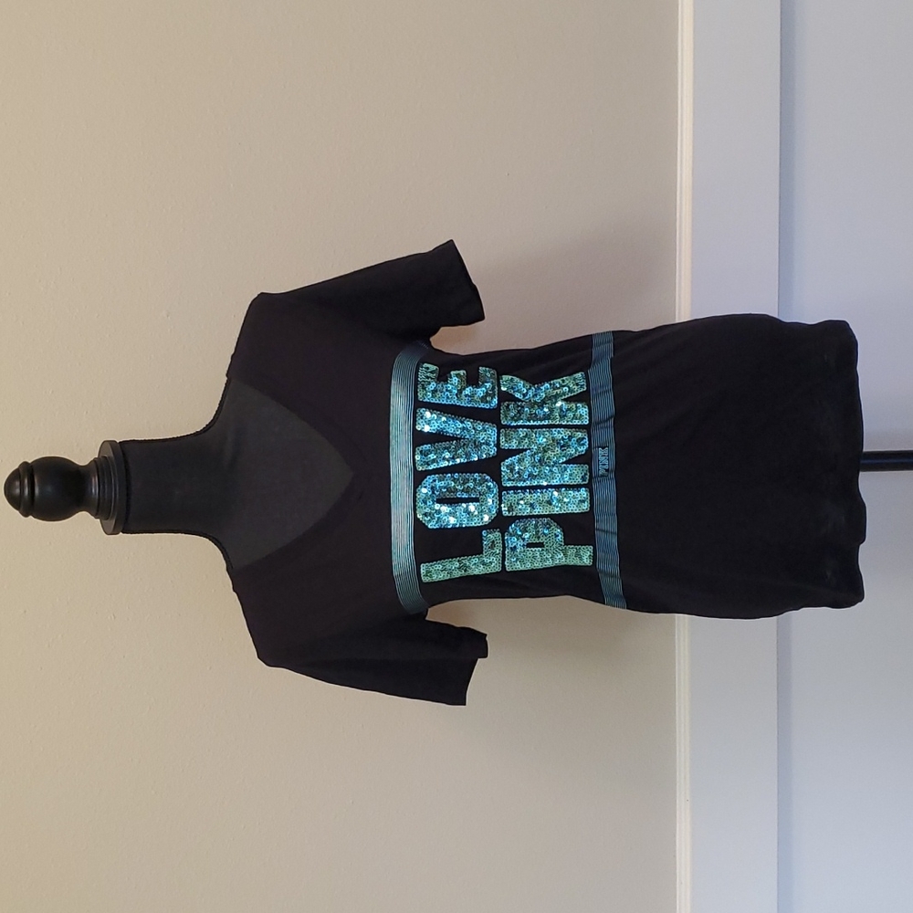 VICTORIA SECRET TSHIRT